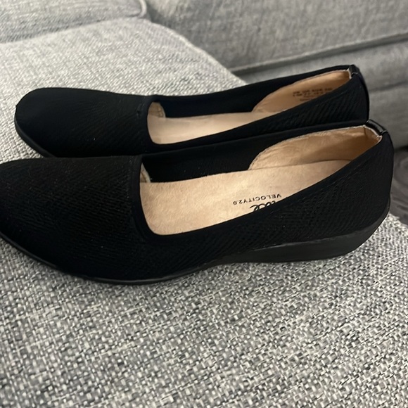 LifeStride Intra Women's Flats Black - Picture 8 of 9